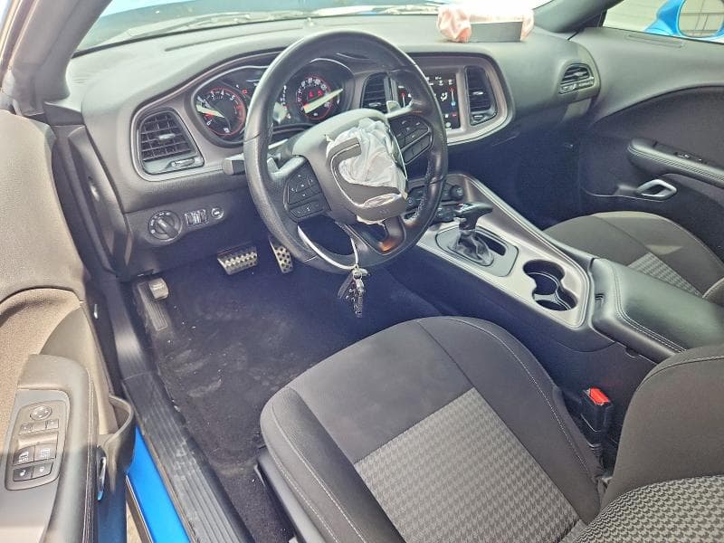 2023 DODGE CHALLENGER R/T 8