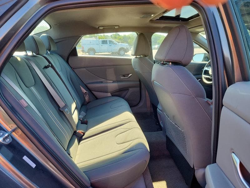 2025 HYUNDAI ELANTRA SEL 10