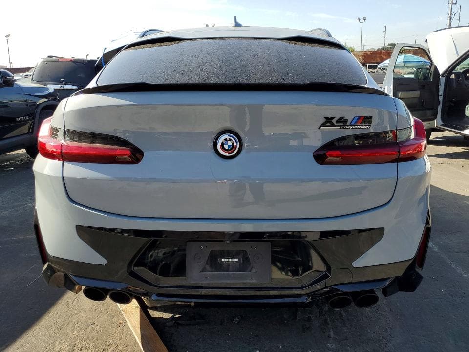2022 BMW X4 M 6