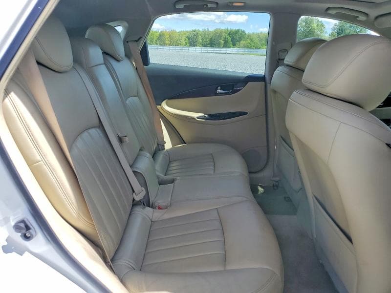 2017 INFINITI QX50 BASE 11