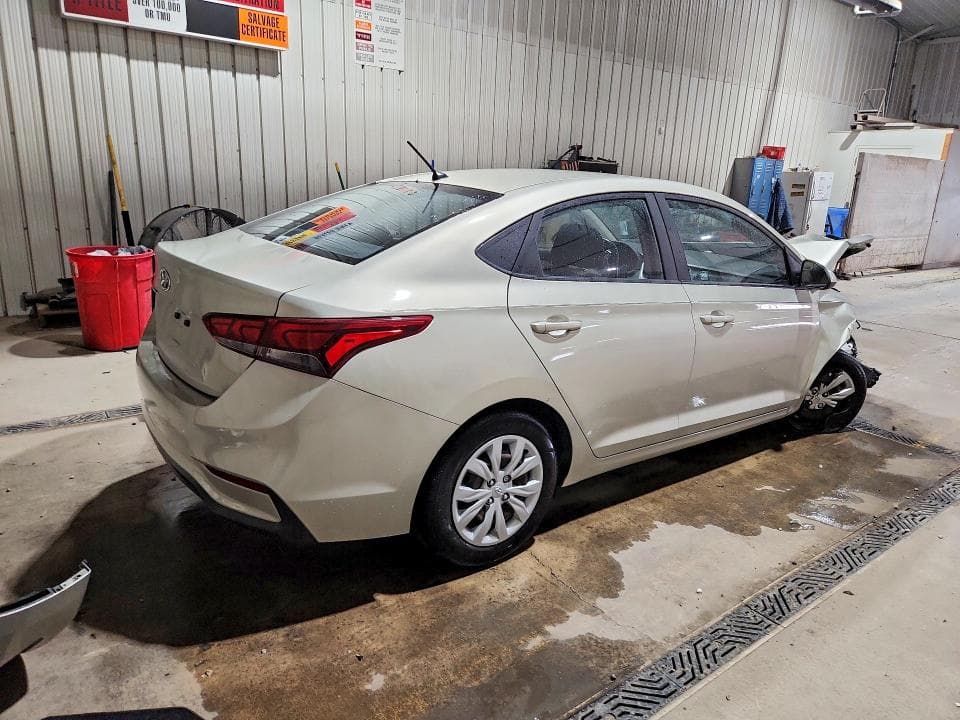 2019 HYUNDAI ACCENT SE 3