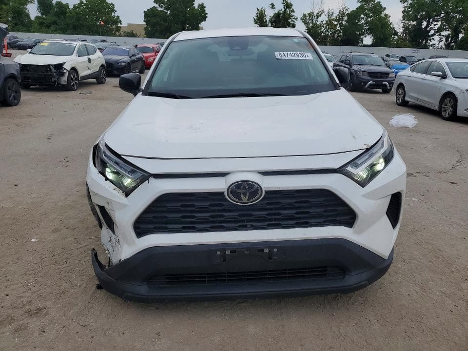 2023 TOYOTA RAV4 LE 5