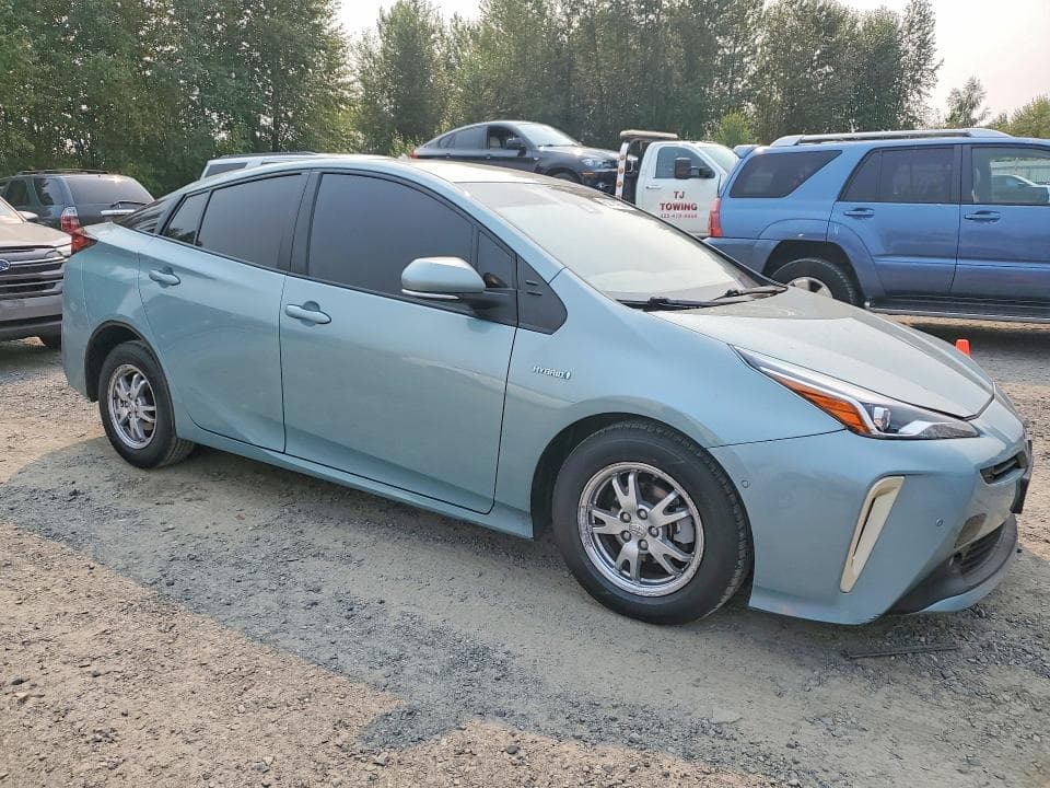 2021 TOYOTA PRIUS XLE AWD-E 4