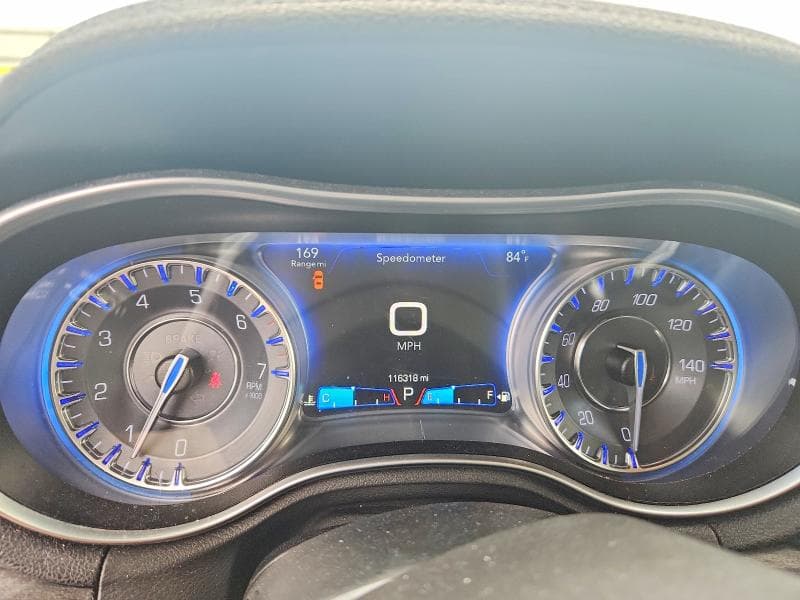 2017 CHRYSLER 300 LIMITED 9