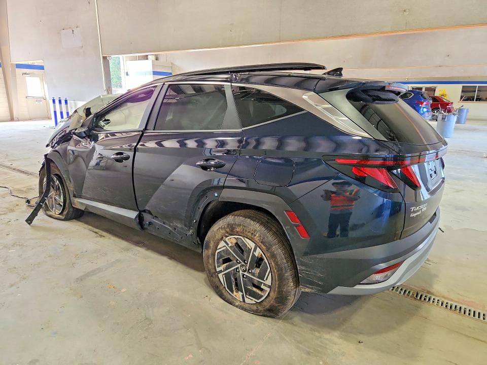 2025 HYUNDAI TUCSON BLUE 2