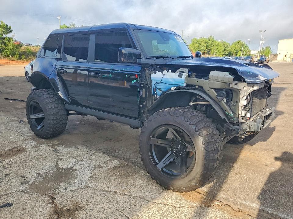 2024 FORD BRONCO OUTER BANKS 4