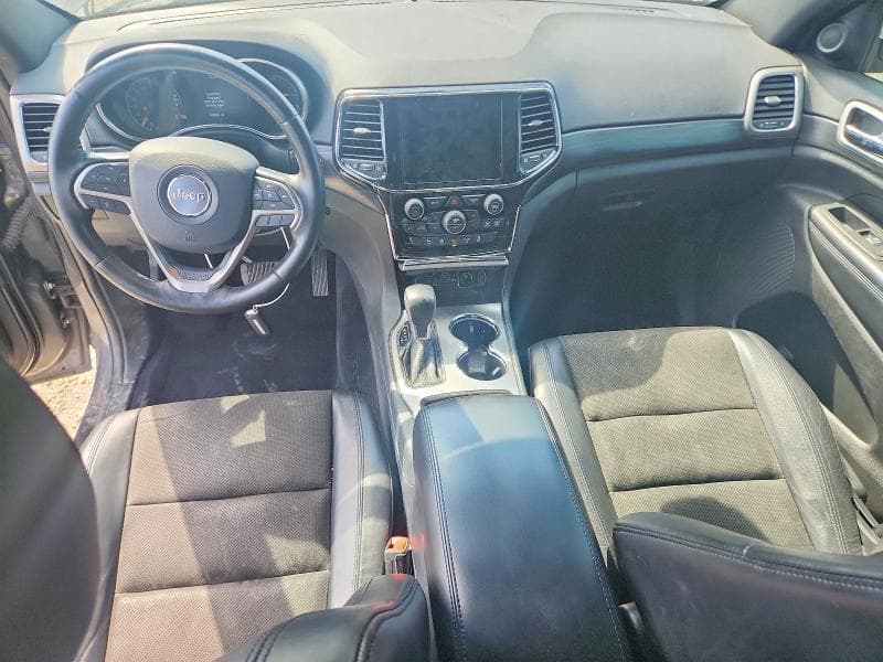 2020 JEEP GRAND CHEROKEE LAREDO 8
