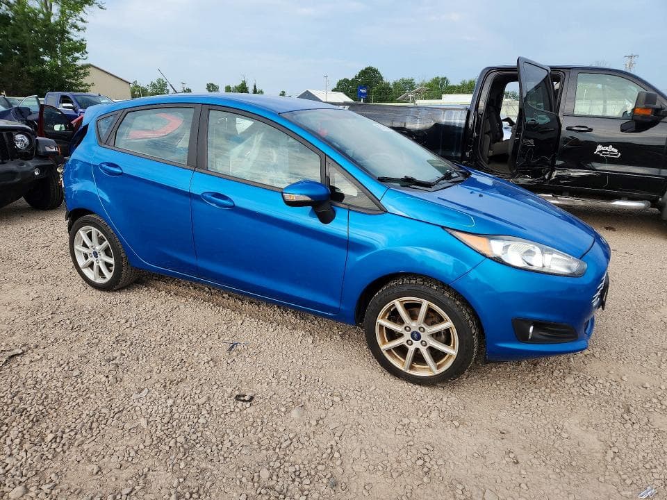 2017 FORD FIESTA SE 4