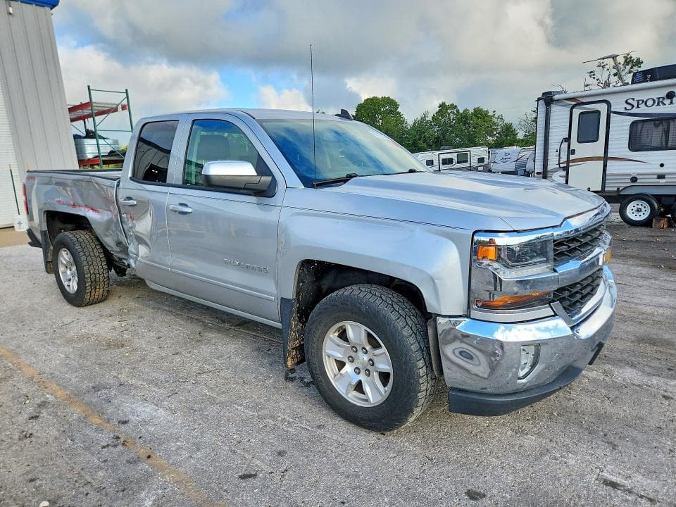 2017 CHEVROLET SILVERADO K1500 LT 4