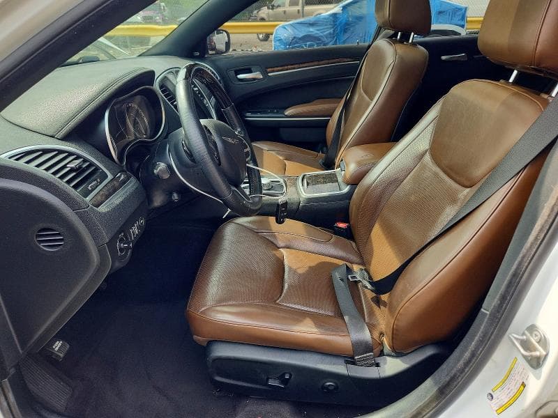 2018 CHRYSLER 300 LIMITED 7