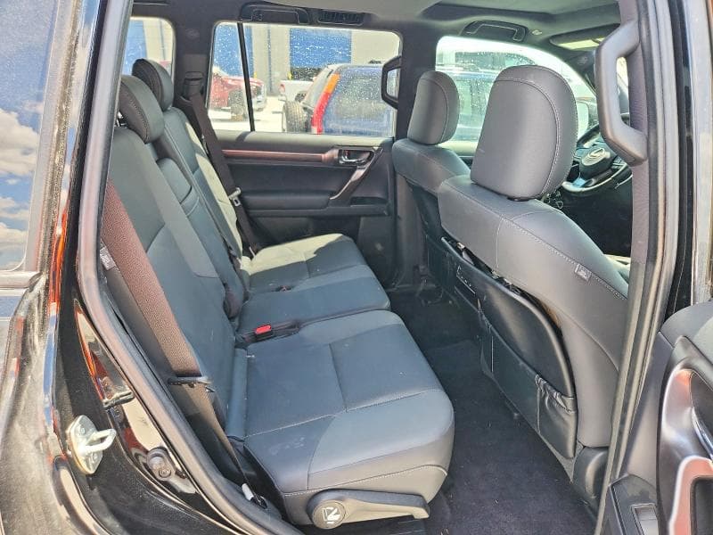 2022 LEXUS GX 460 11