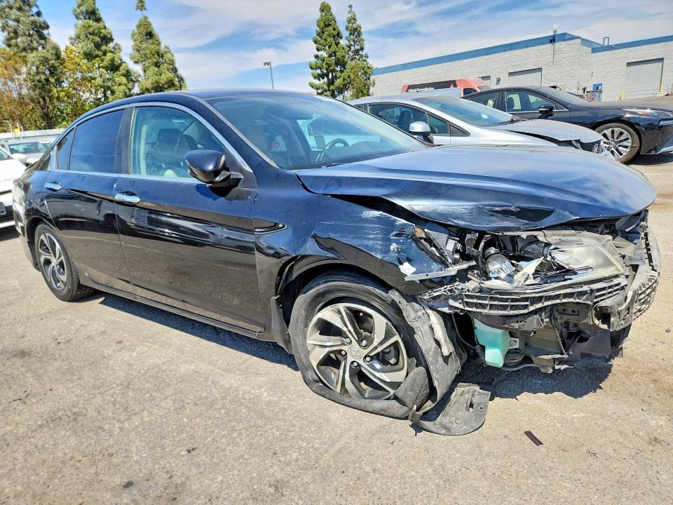 2017 HONDA ACCORD LX 4