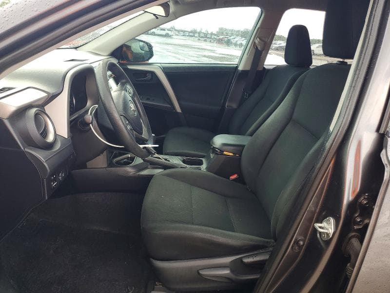 2017 TOYOTA RAV4 LE 7