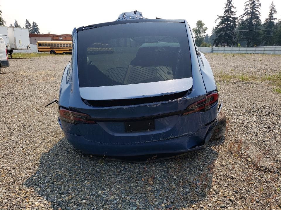 2026 TESLA MODEL X 6