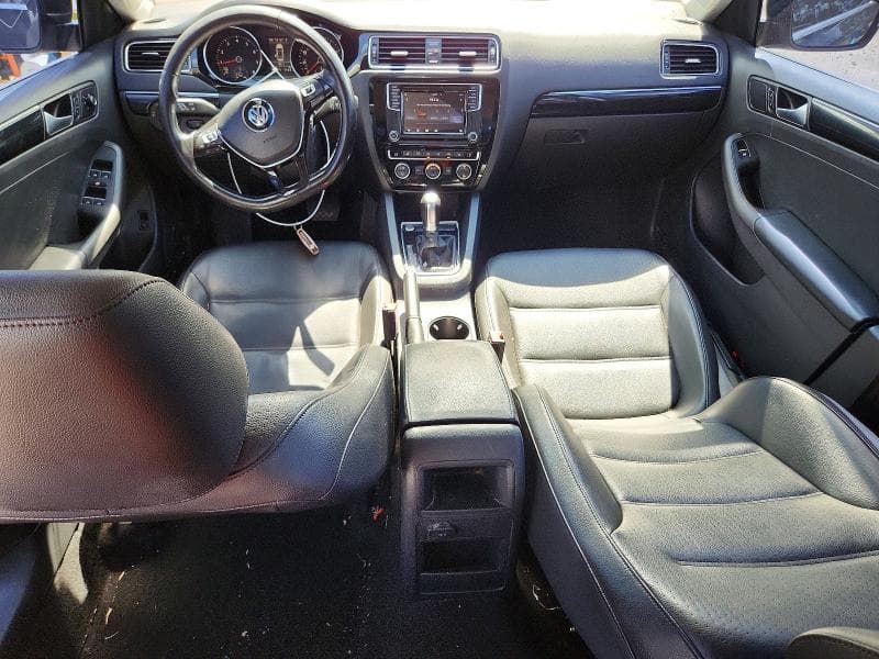 2017 VOLKSWAGEN JETTA SEL 8