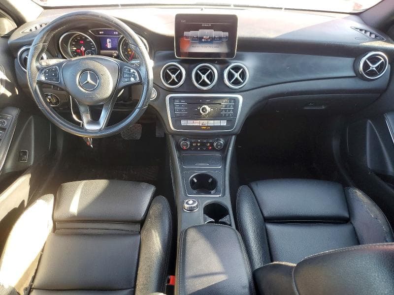 2019 MERCEDES-BENZ GLA 250 8