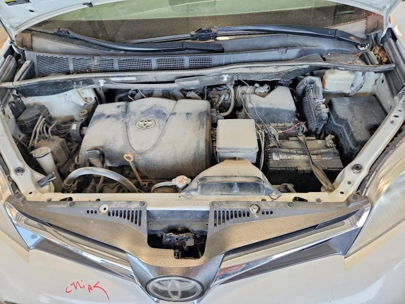 2018 TOYOTA SIENNA XLE PREMIUM 7-PASSENGER 12