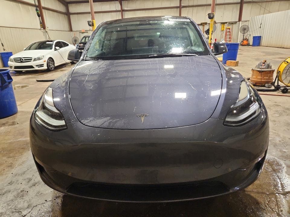 2022 TESLA MODEL Y 5