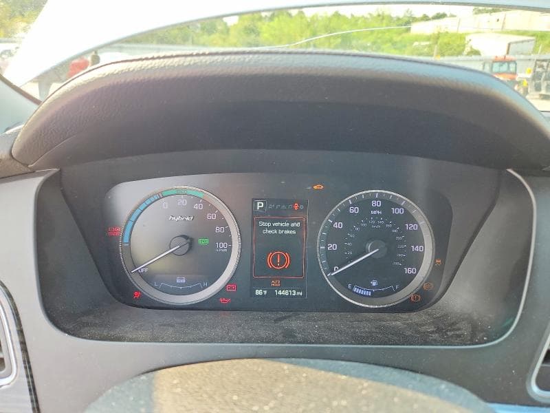 2017 HYUNDAI SONATA HYBRID LIMITED 9
