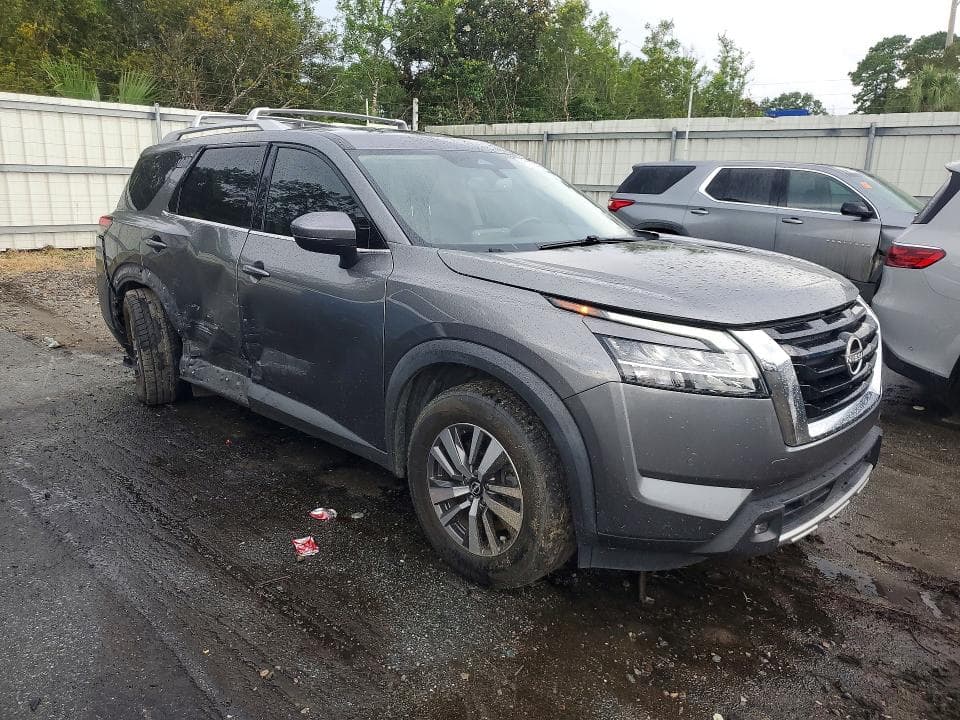 2022 NISSAN PATHFINDER SL 4
