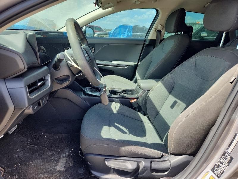 2025 KIA K4 LXS 7