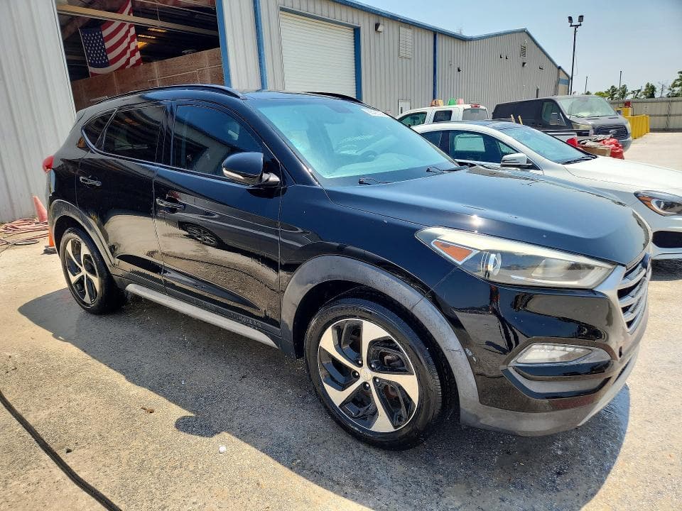 2018 HYUNDAI TUCSON VALUE 4