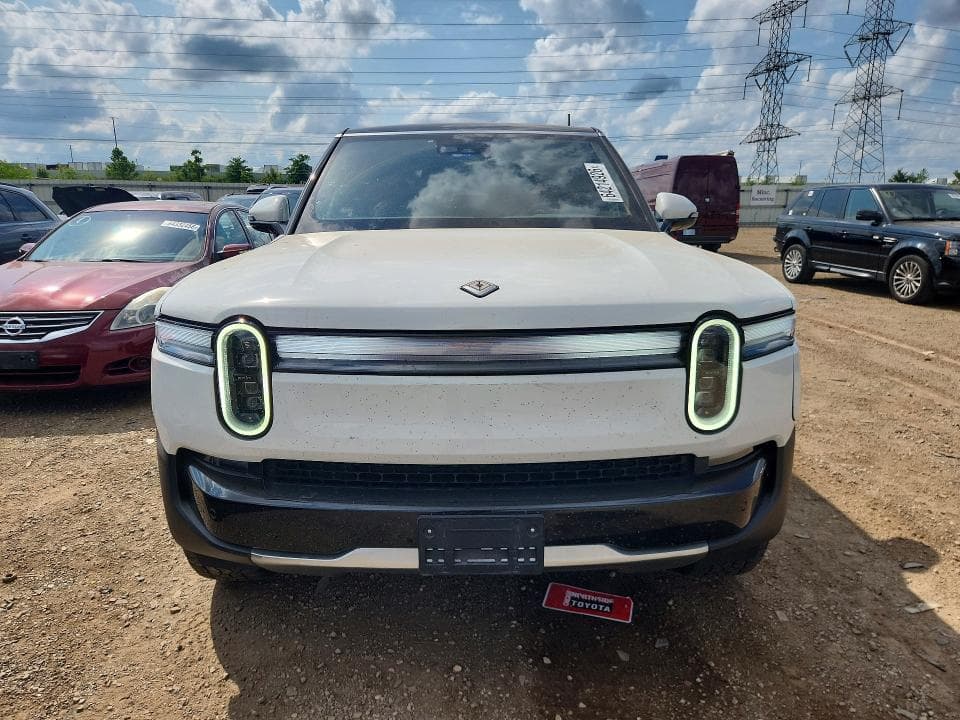 2025 RIVIAN R1S ADVENTURE 5