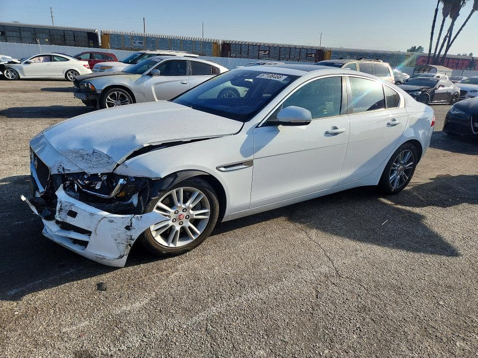 2017 JAGUAR XE PREMIUM - 1