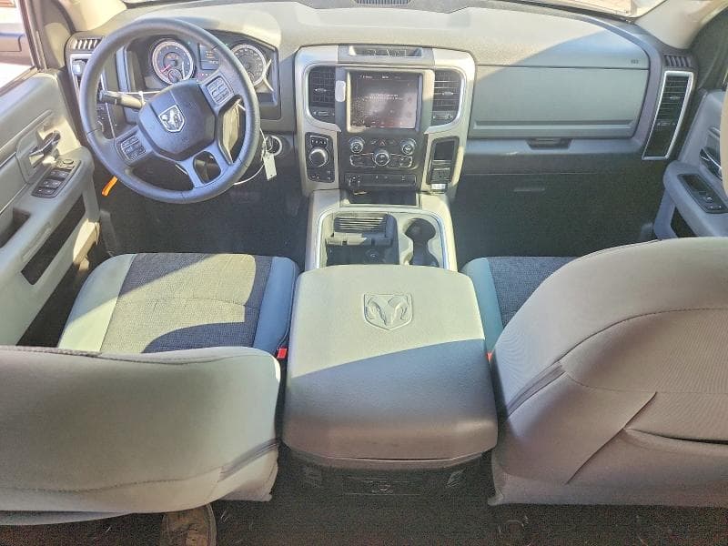 2019 RAM 1500 CLASSIC SLT 8