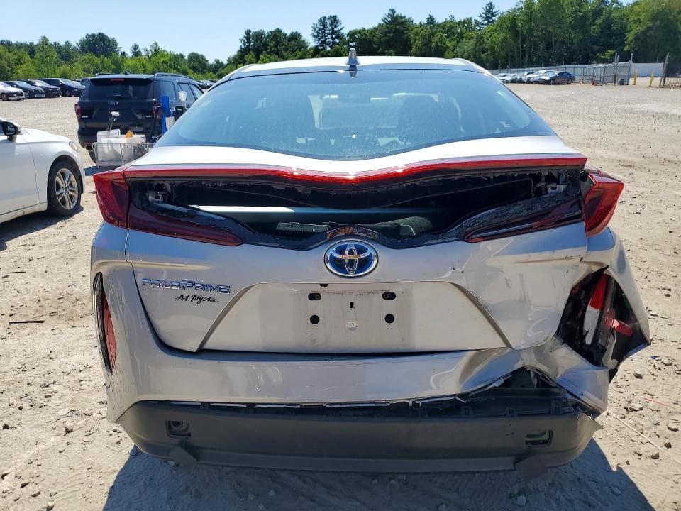 2021 TOYOTA PRIUS PRIME LE 6