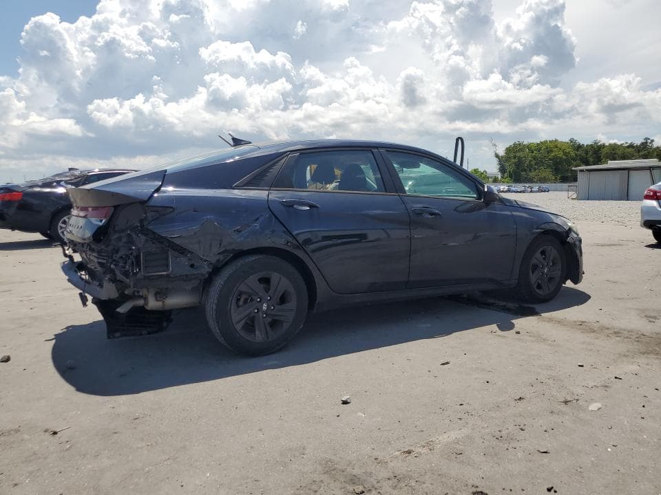 2022 HYUNDAI ELANTRA SEL 3