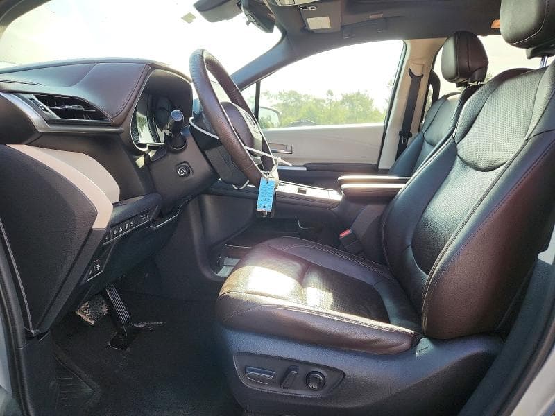 2021 TOYOTA SIENNA PLATINUM 7-PASSENGER 7
