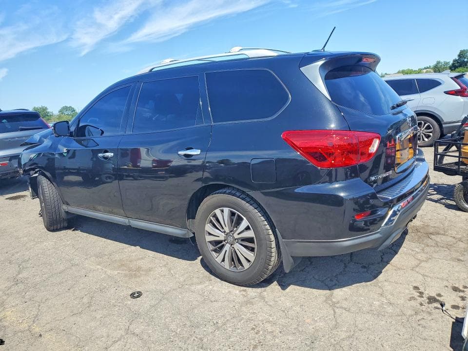 2017 NISSAN PATHFINDER SL 2