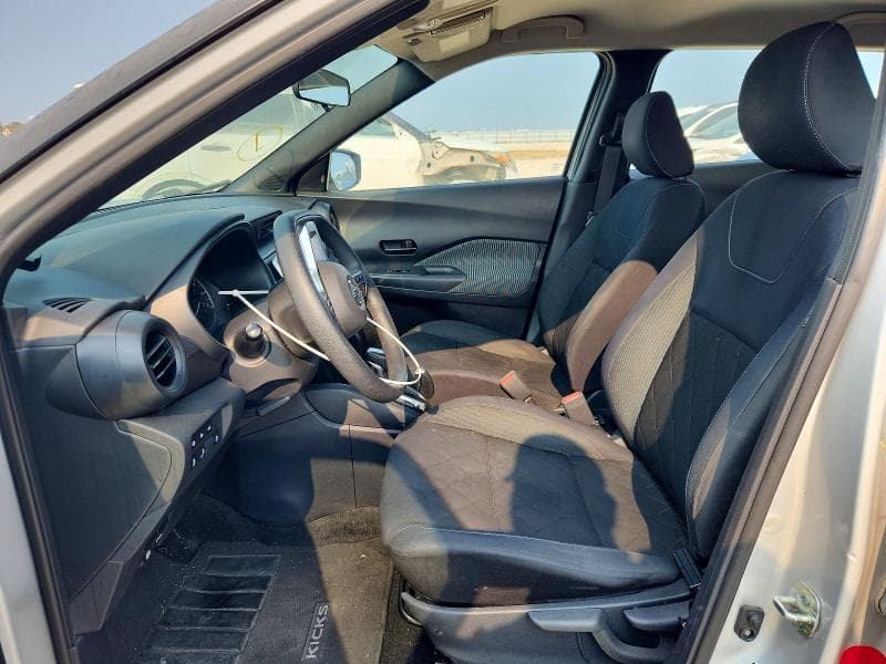 2020 NISSAN KICKS S 7
