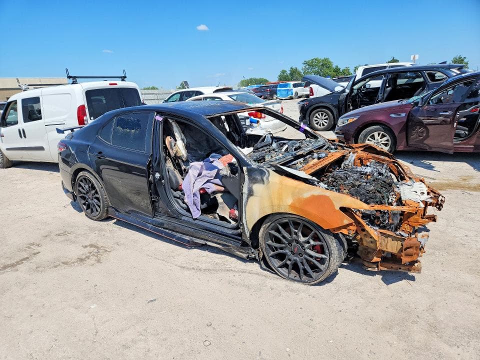 2021 TOYOTA CAMRY TRD 4