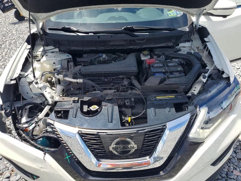 2017 NISSAN ROGUE SL 11