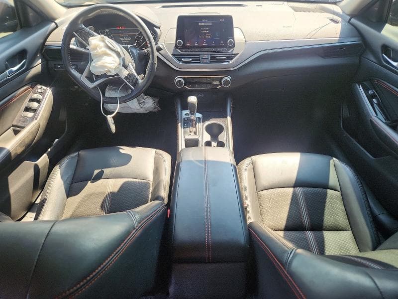 2023 NISSAN ALTIMA SR 8