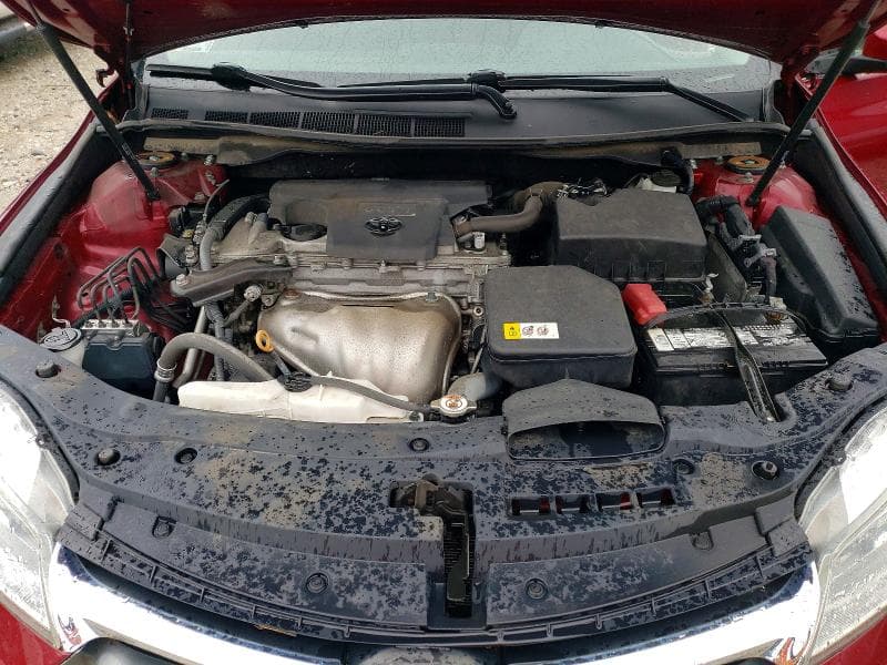 2017 TOYOTA CAMRY LE 11