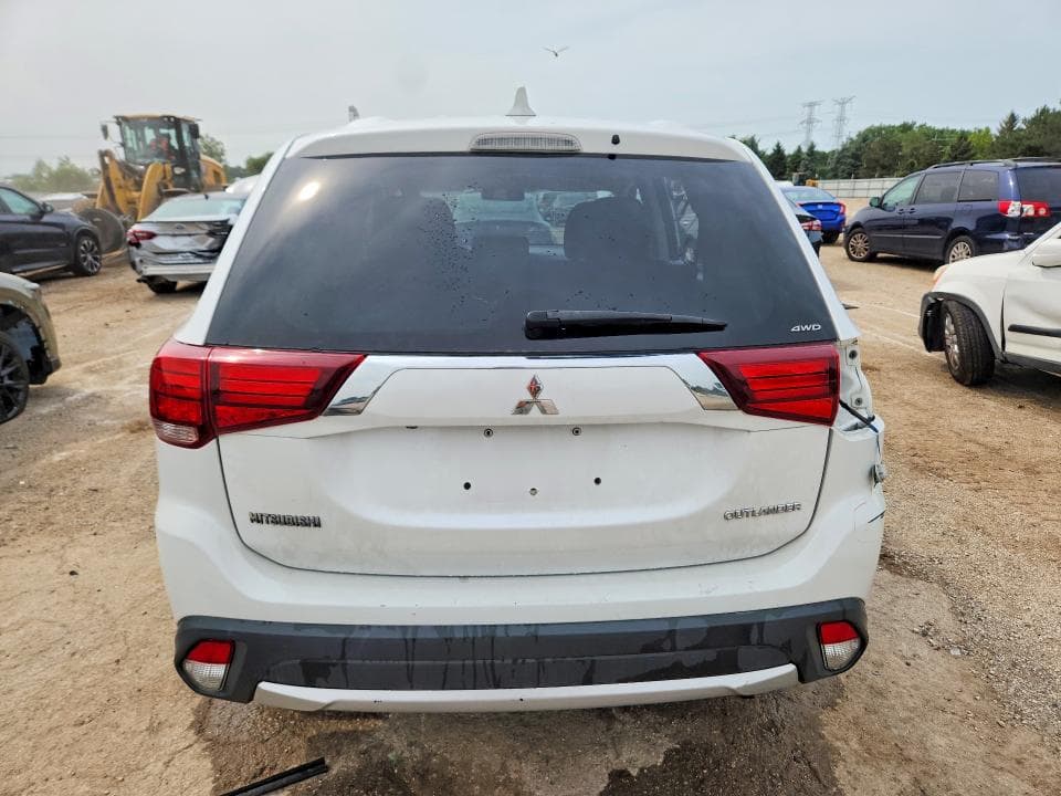 2017 MITSUBISHI OUTLANDER ES 6