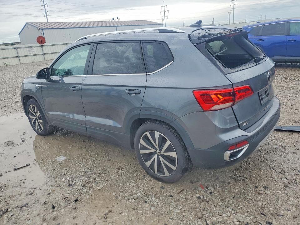 2022 VOLKSWAGEN TAOS SEL 2