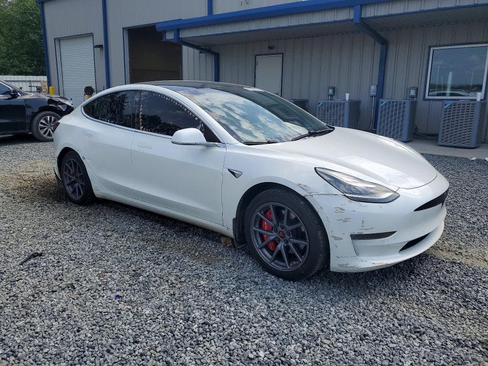 2020 TESLA MODEL 3 4