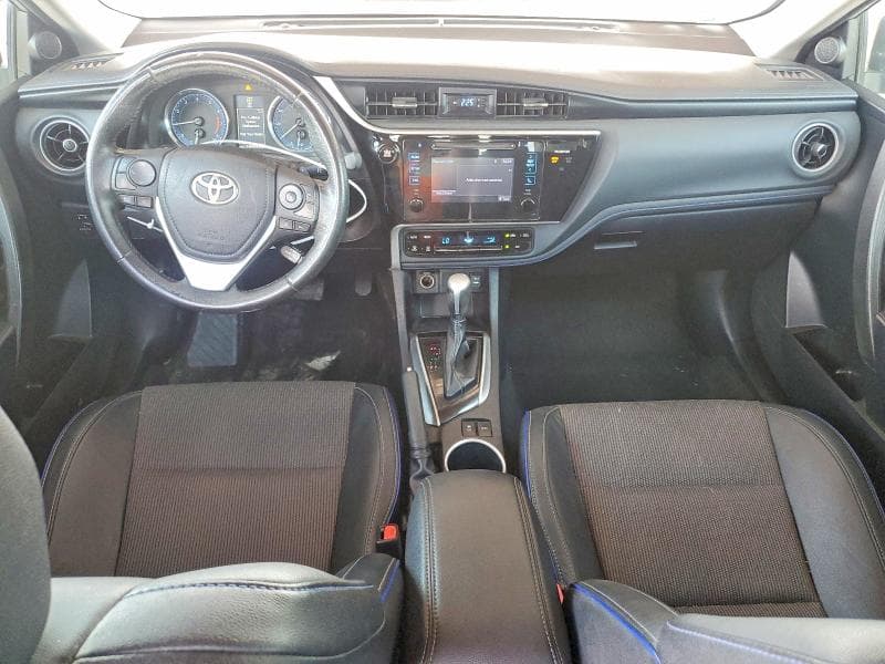 2017 TOYOTA COROLLA SE 8