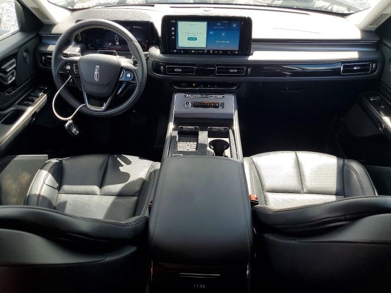 2025 LINCOLN AVIATOR 8