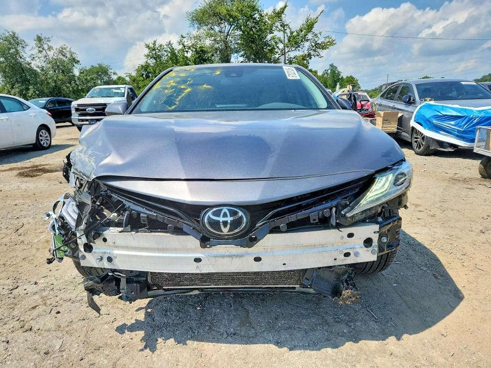2023 TOYOTA CAMRY XLE 5