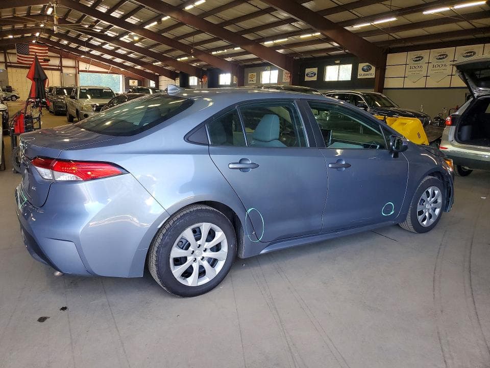 2021 TOYOTA COROLLA LE 3