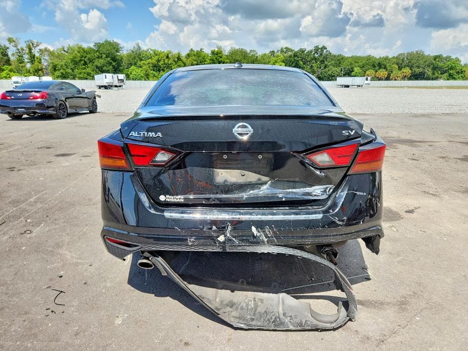 2021 NISSAN ALTIMA SV 6