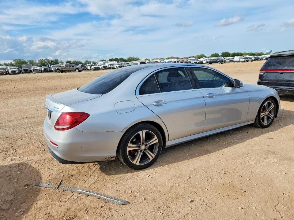 2017 MERCEDES-BENZ E 300 4MATIC 3