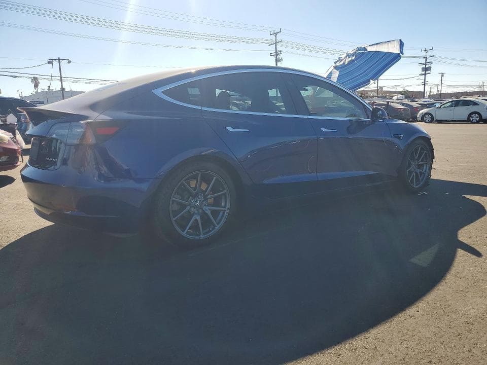 2020 TESLA MODEL 3 3
