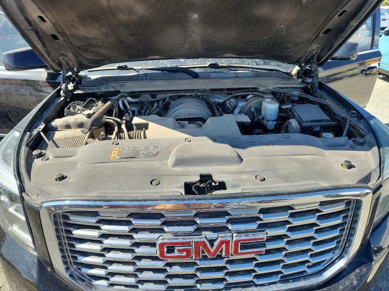 2018 GMC YUKON DENALI 12