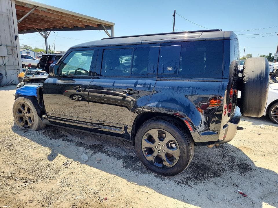 2021 LAND ROVER DEFENDER 110 X-DYNAMIC HSE 2